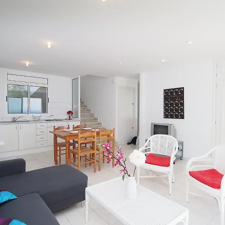 Prudenci By Interhome * Roses